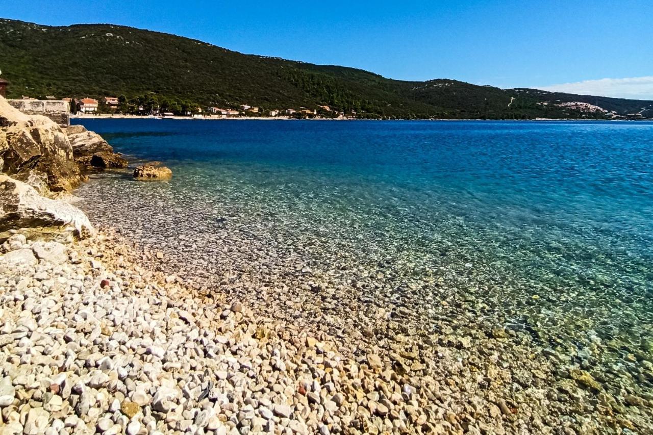Apartments By The Sea Martinscica, Cres - 14334 المظهر الخارجي الصورة