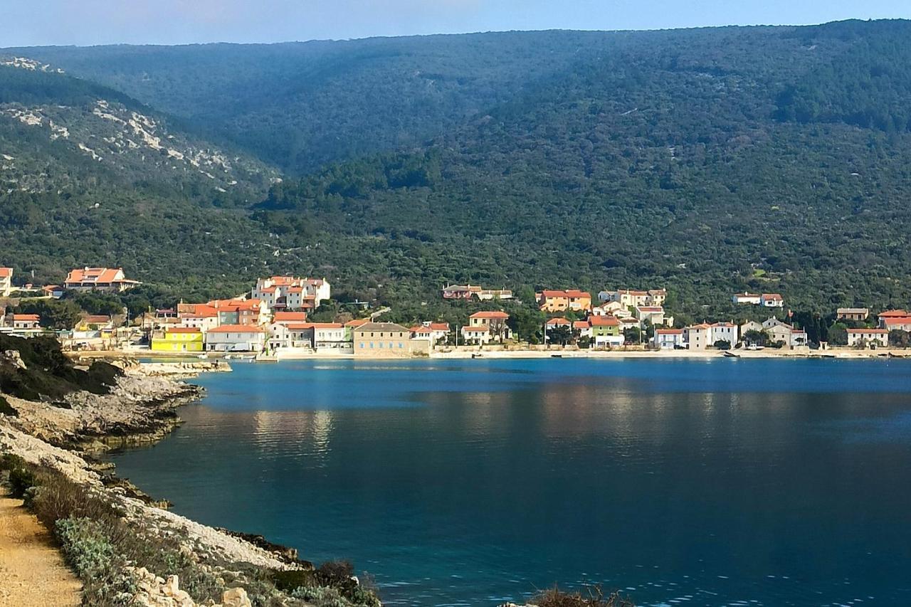 Apartments By The Sea Martinscica, Cres - 14334 المظهر الخارجي الصورة