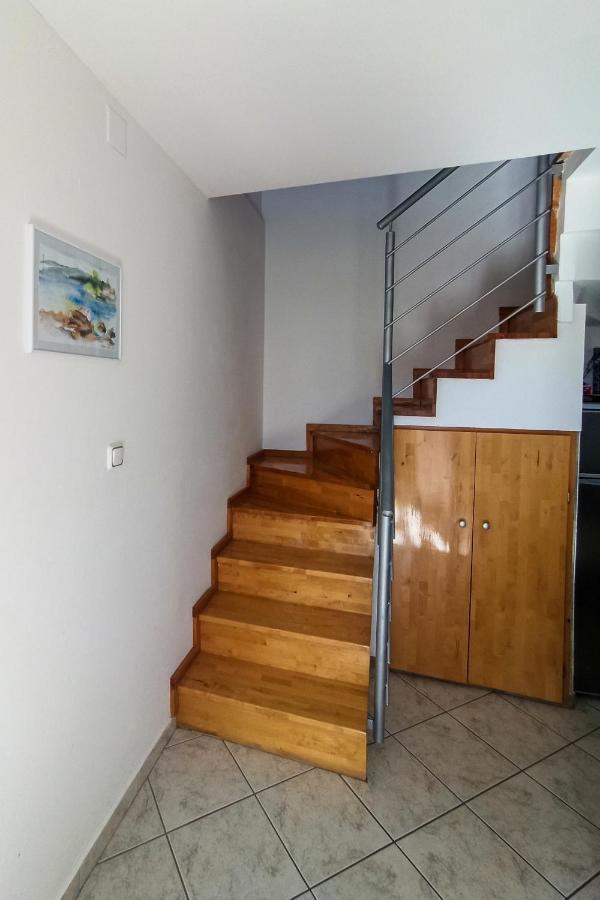 Apartments By The Sea Martinscica, Cres - 14334 المظهر الخارجي الصورة